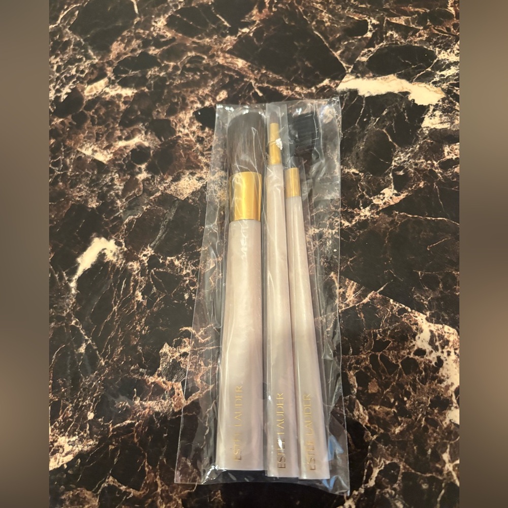 Estée Lauder Makeup Brush Set with Gold Accents